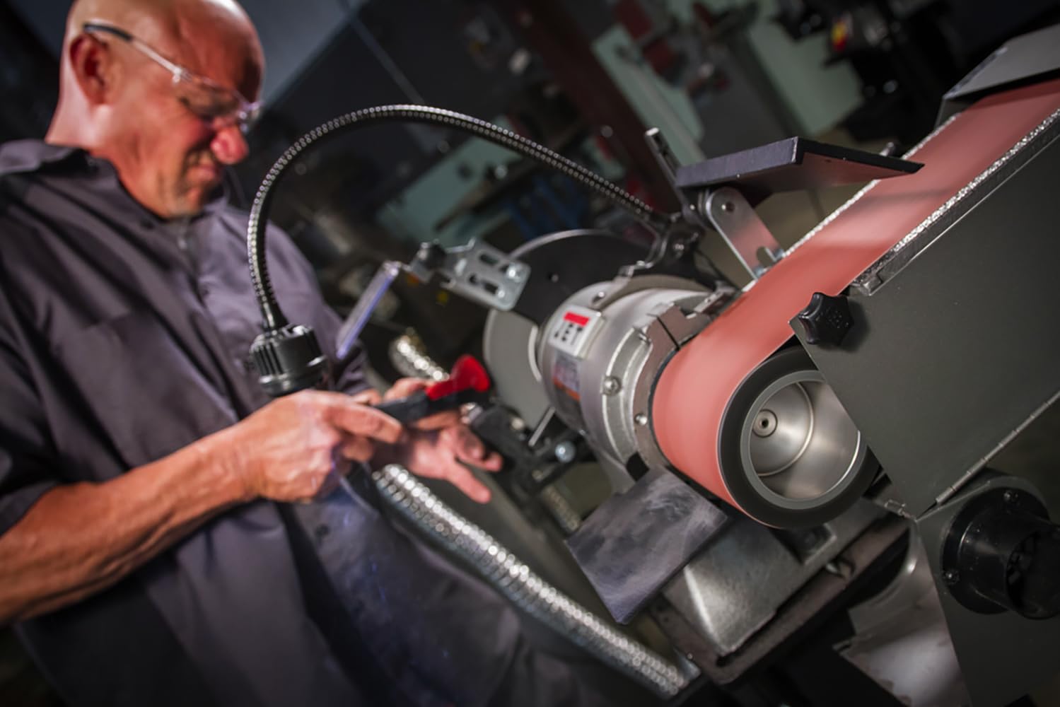 JET 8" Grinder and 2" x 48" Belt Sander, 1 HP, 115/230V 1Ph (Model IBGB-248) 11 JET 8" Grinder and 2" x 48" Belt Sander, 1 HP, 115/230V 1Ph (Model IBGB-248)
